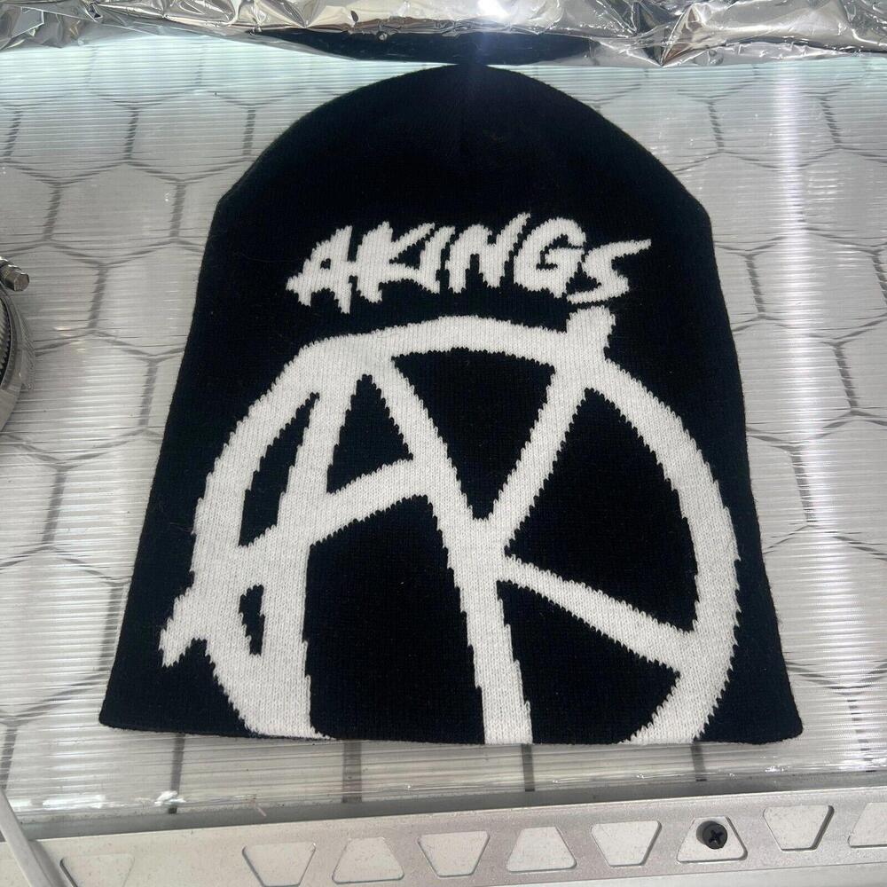 AKINGS Anarchy Beanie - Black (One Size)